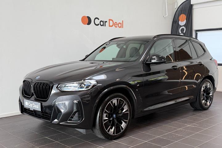 Sort BMW iX3 fra 2022
