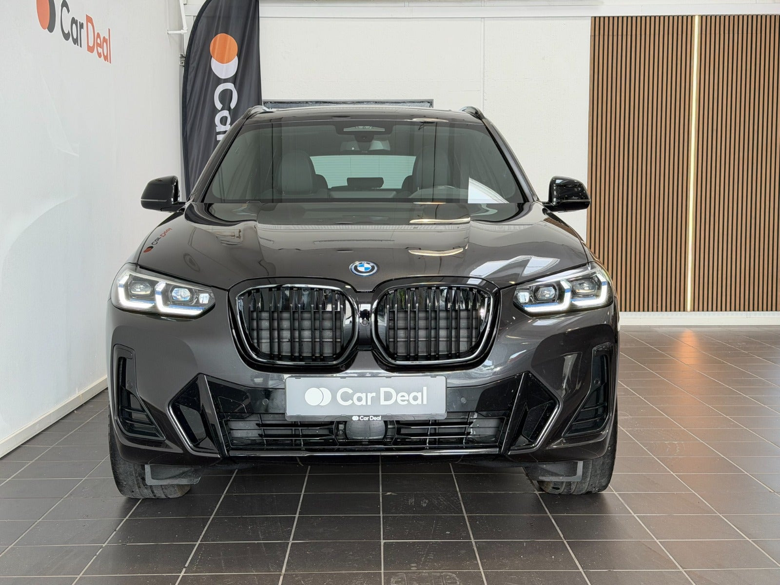 Sort BMW iX3 fra 2022