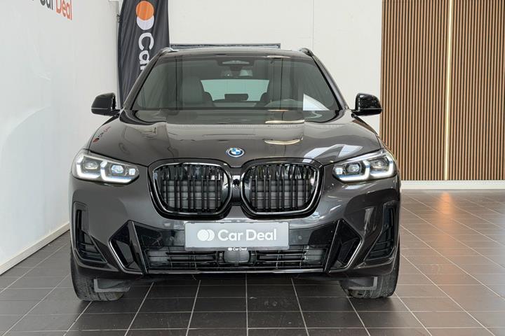 Sort BMW iX3 fra 2022