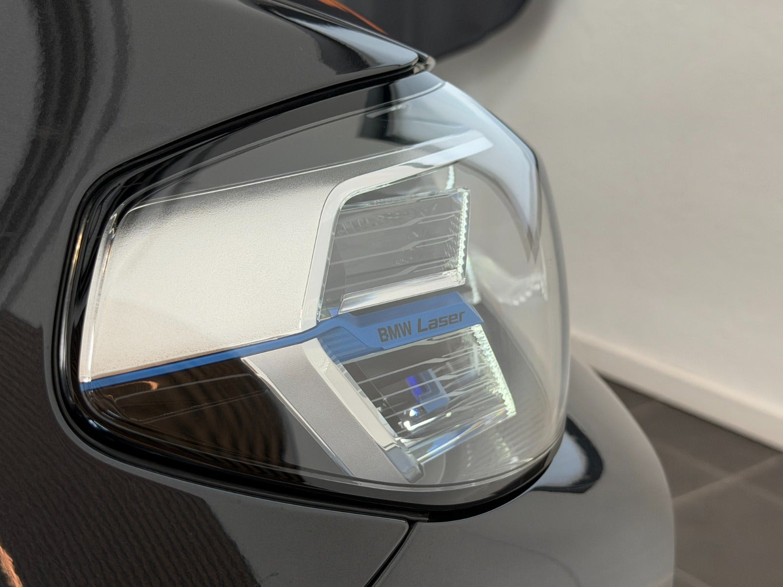 Sort BMW iX3 fra 2022