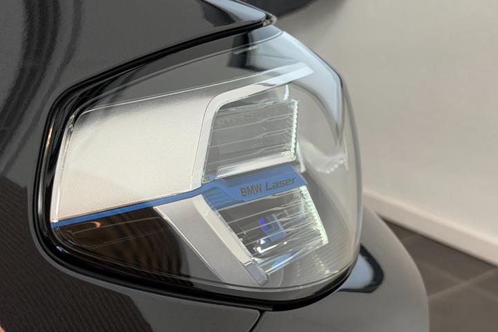 Sort BMW iX3 fra 2022