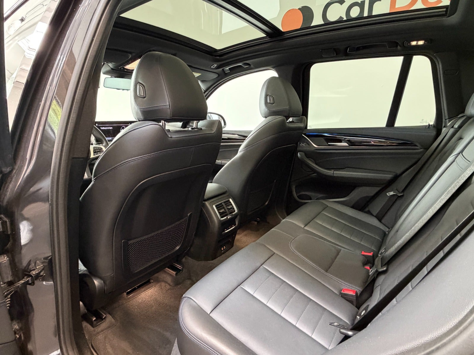 Sort BMW iX3 fra 2022