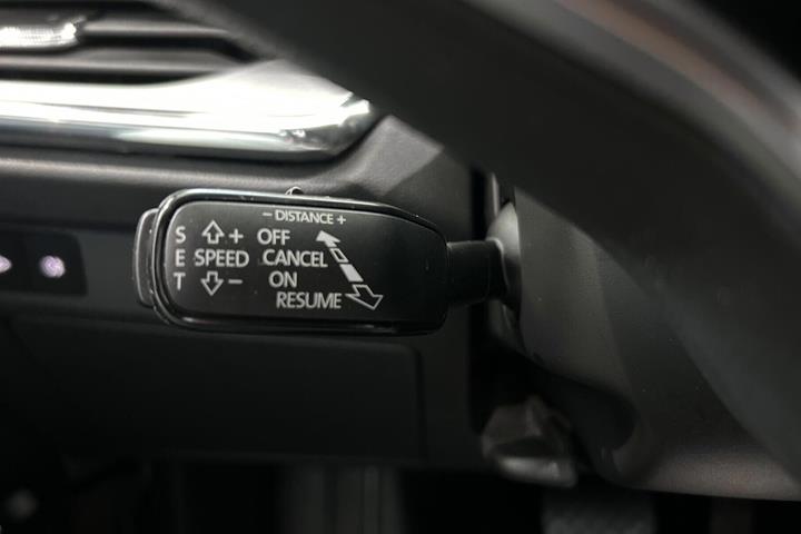 Sort Skoda Enyaq fra 2024