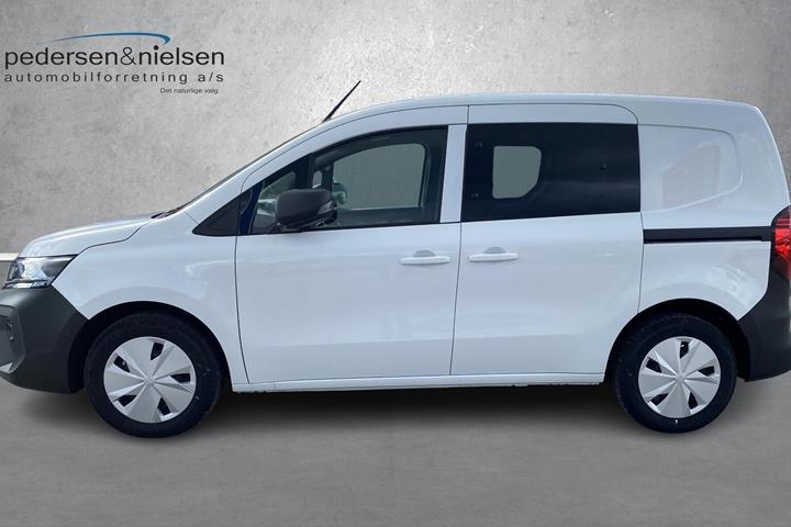 Hvid Nissan Townstar Van Electric 45KWH fra 2026