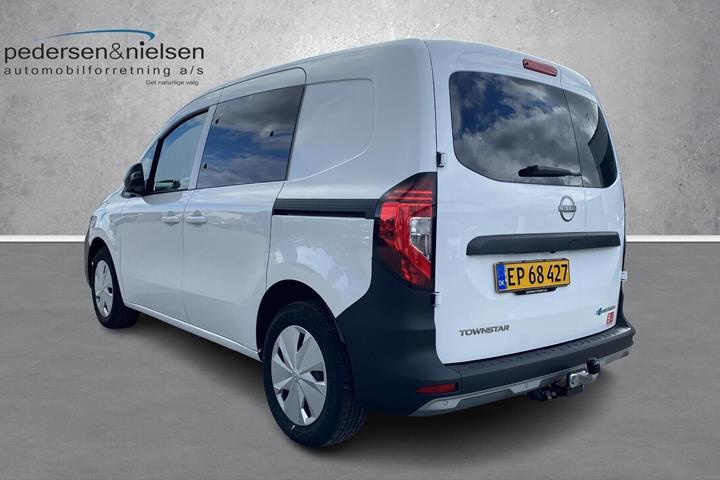 Hvid Nissan Townstar Van Electric 45KWH fra 2026