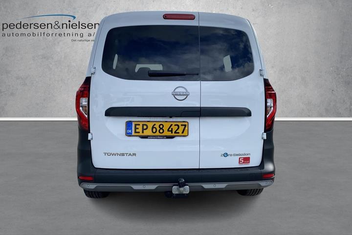 Hvid Nissan Townstar Van Electric 45KWH fra 2026