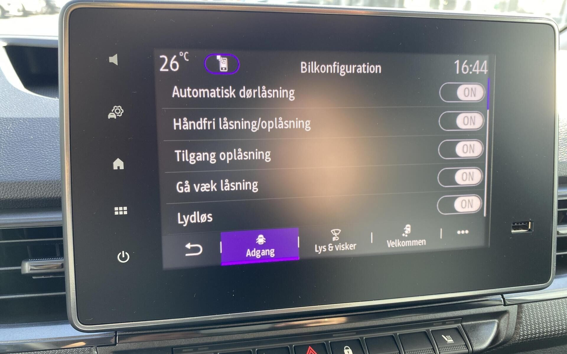 Hvid Nissan Townstar Van Electric 45KWH fra 2026