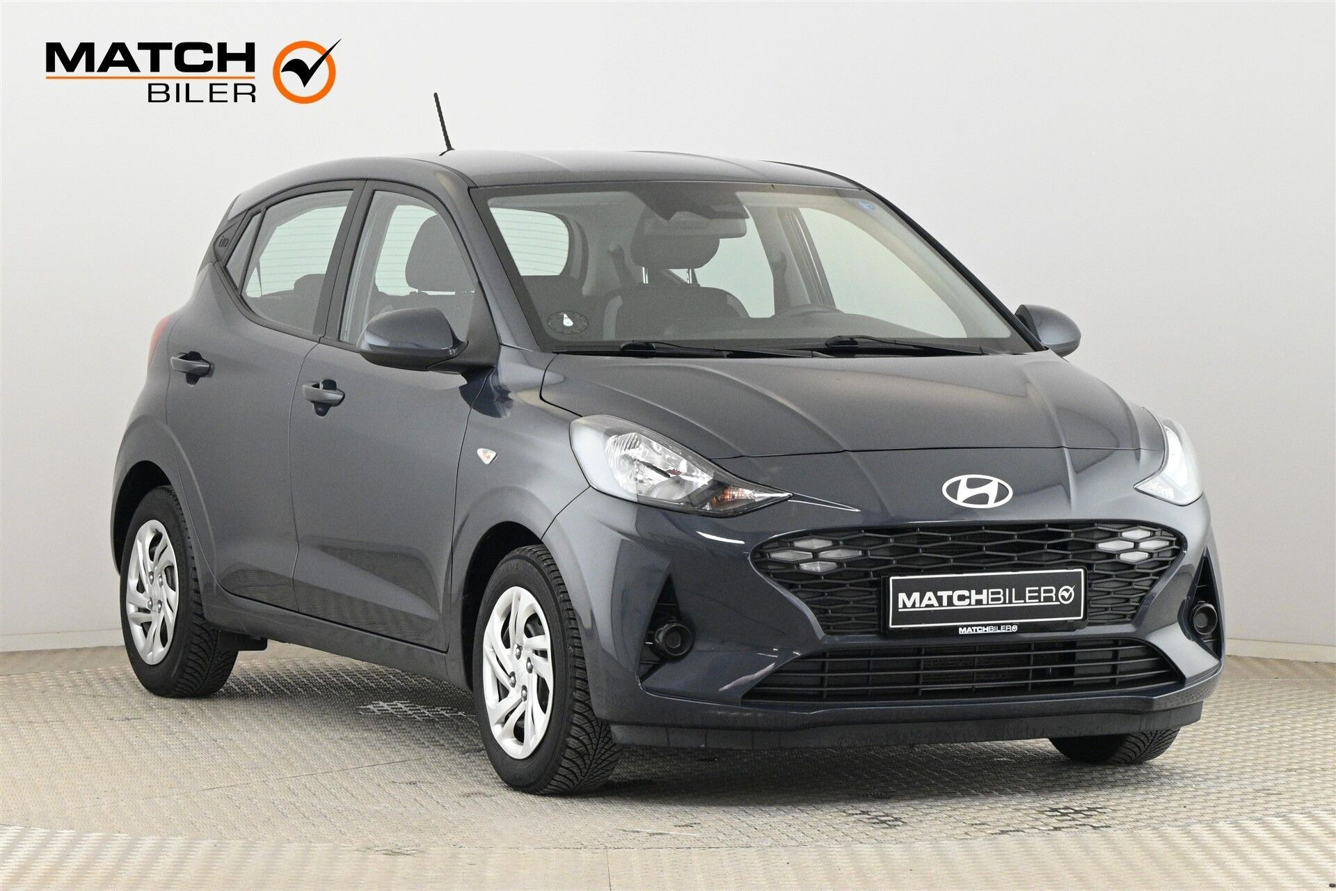 Hyundai i10 1,0 Essential AMT 67HK 5d Aut.