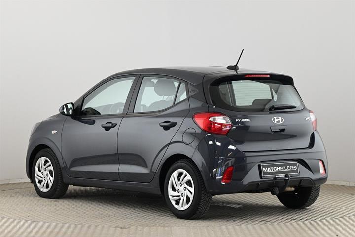 Grå Hyundai i10 fra 2023