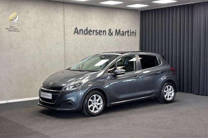 Grå Peugeot 208 fra 2016