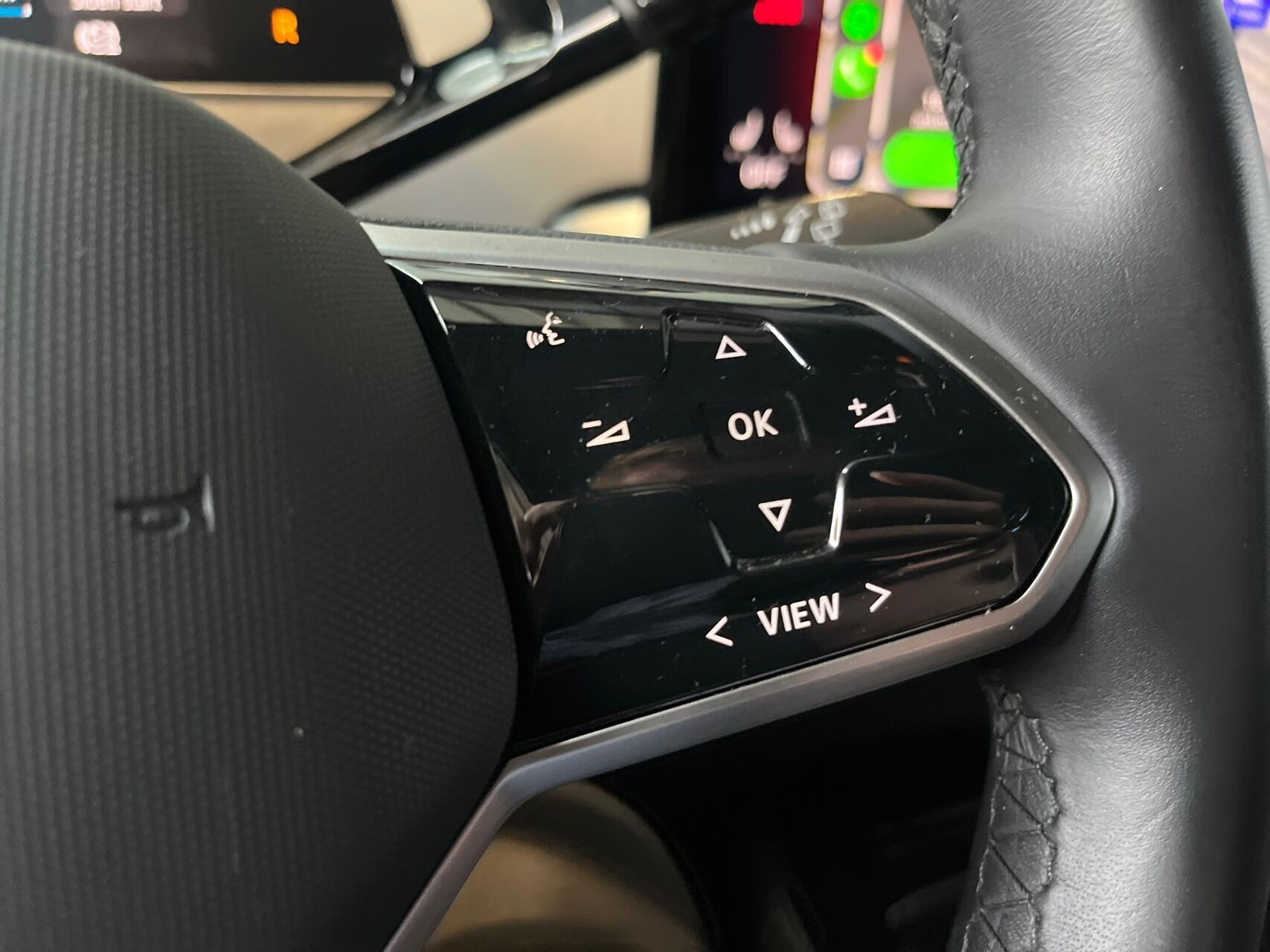 Grå VW ID.4 fra 2022
