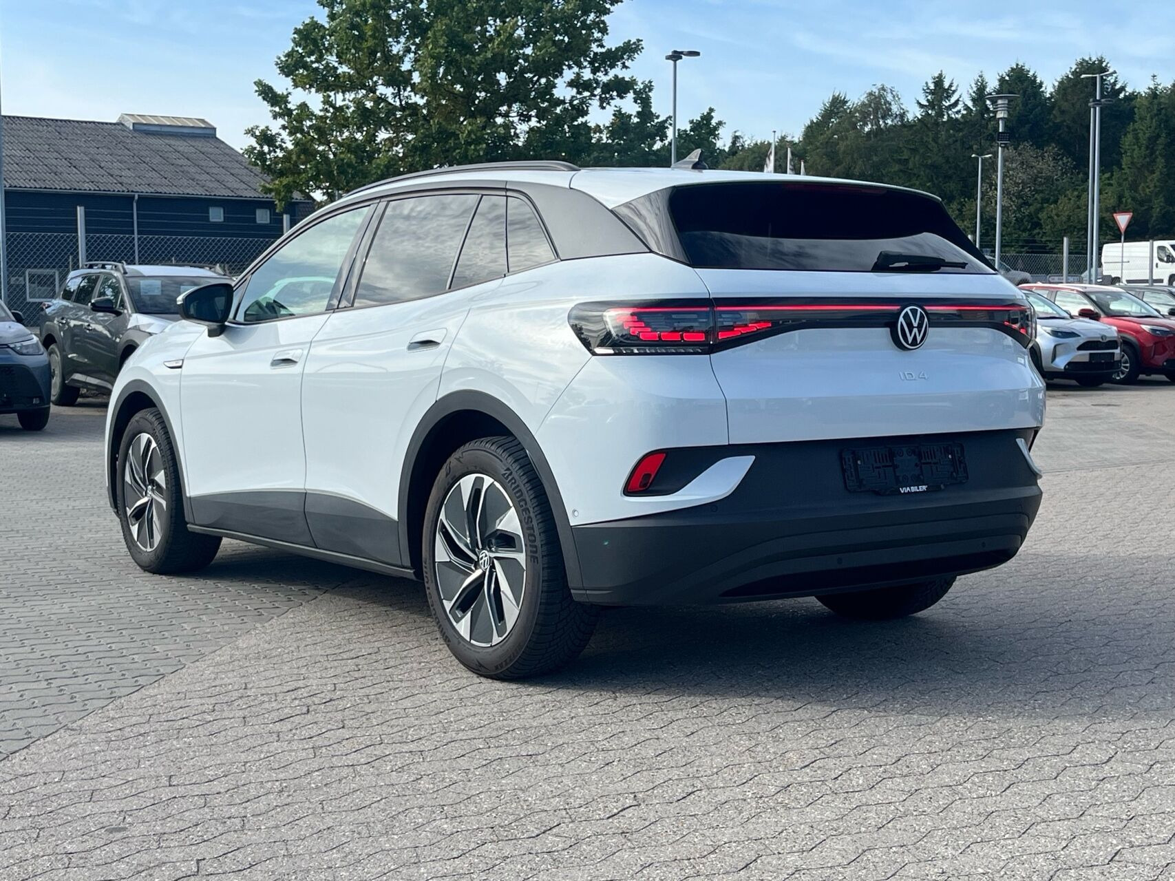 Hvid VW ID.4 fra 2023