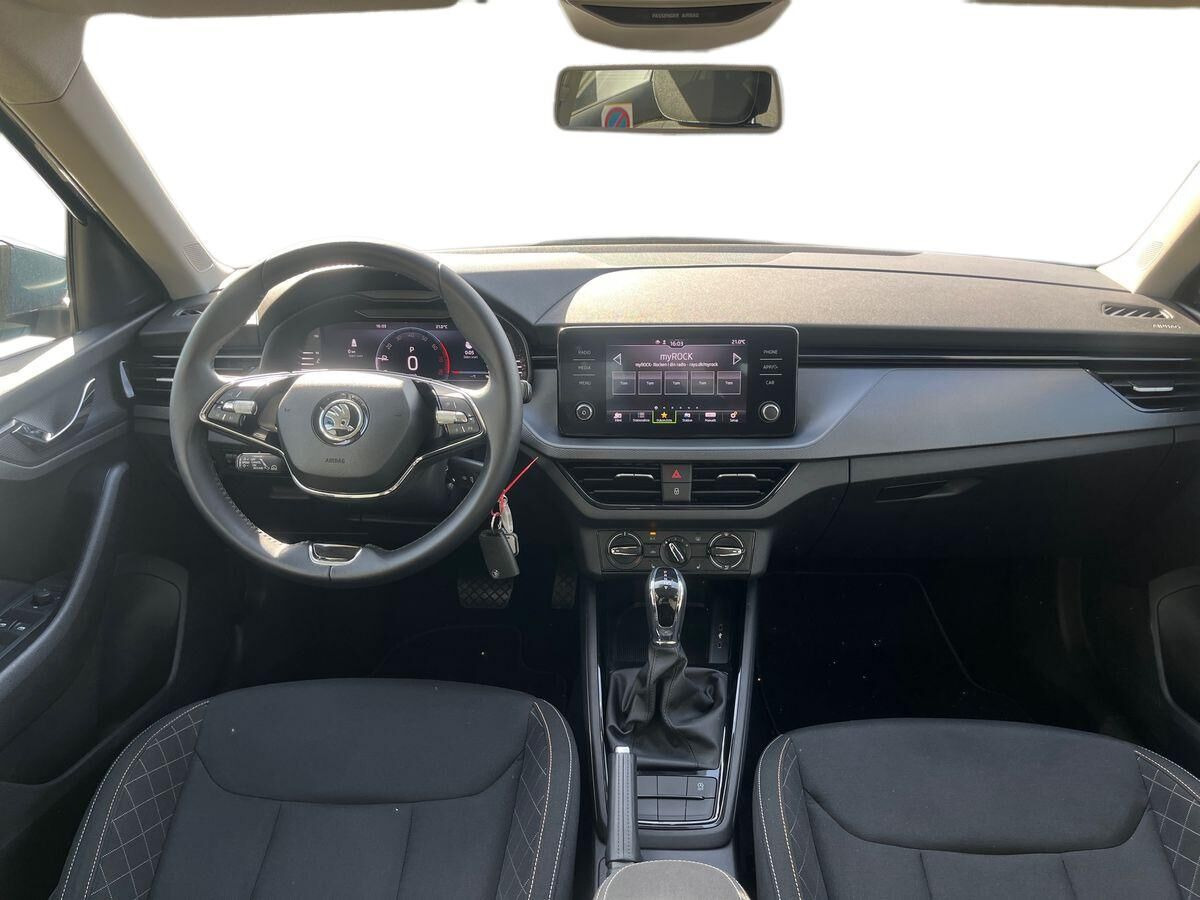 Blå Skoda Kamiq fra 2021