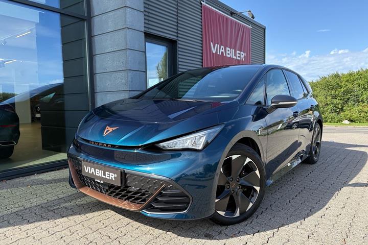 Blå Cupra Born fra 2022