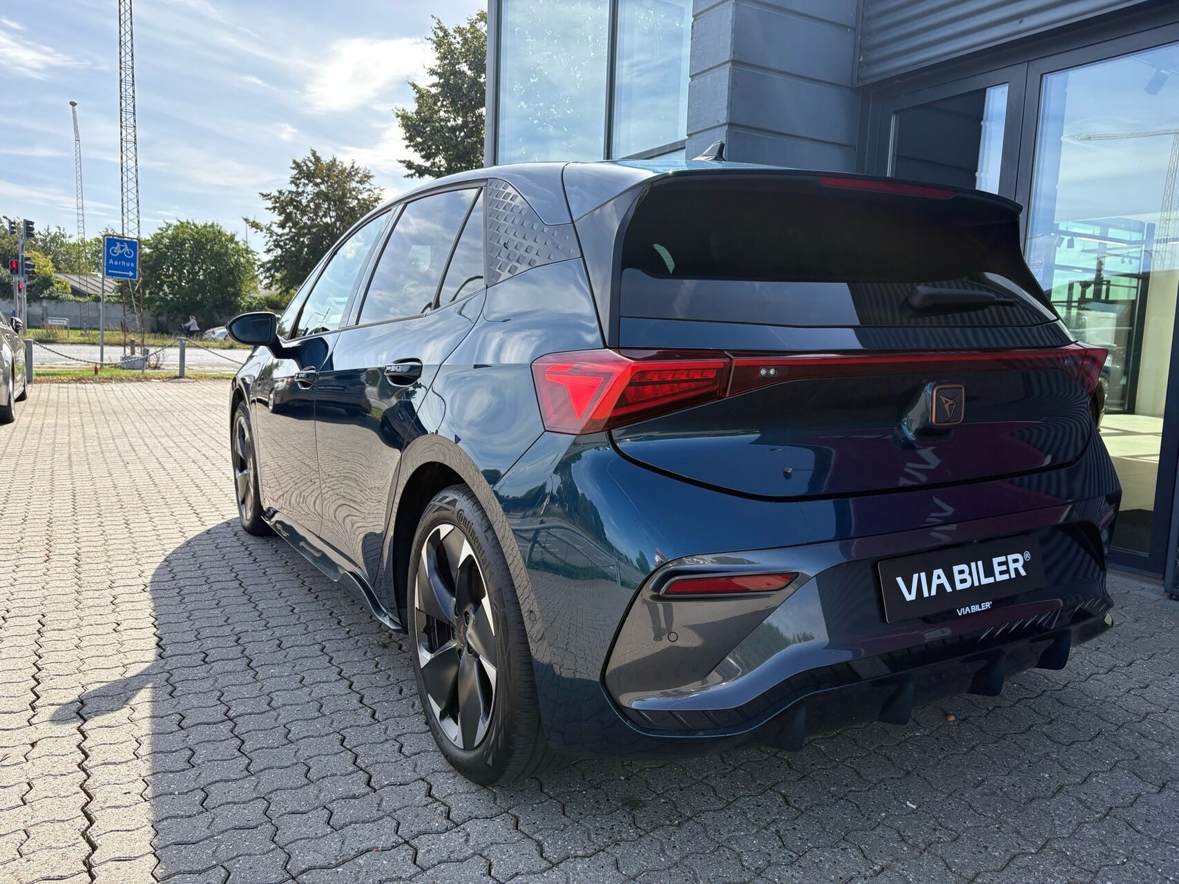 Blå Cupra Born fra 2022