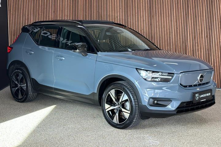 Grå Volvo XC40 fra 2021
