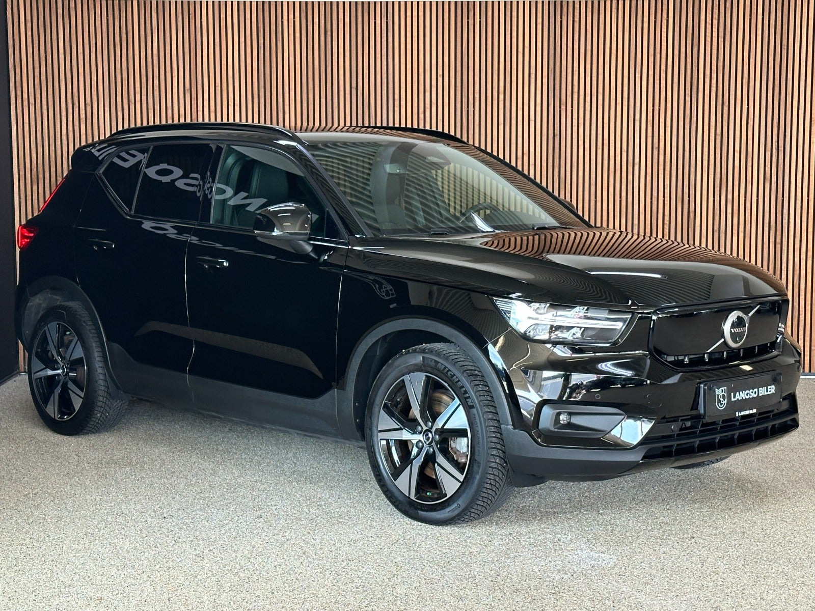 Sort Volvo XC40 fra 2021