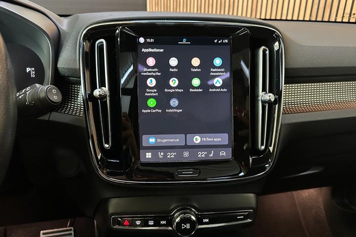 Sort Volvo XC40 fra 2021