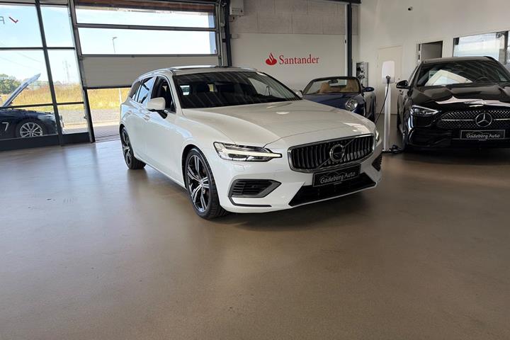 Hvid Volvo V60 fra 2019