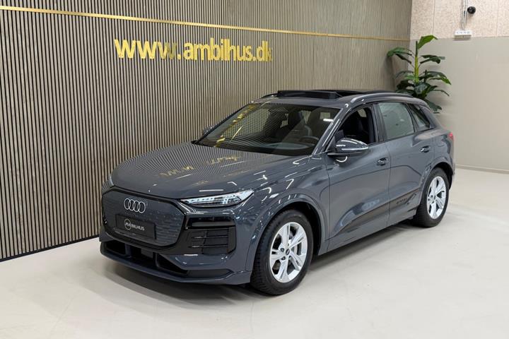 Grå Audi Q6 e-tron fra 2026