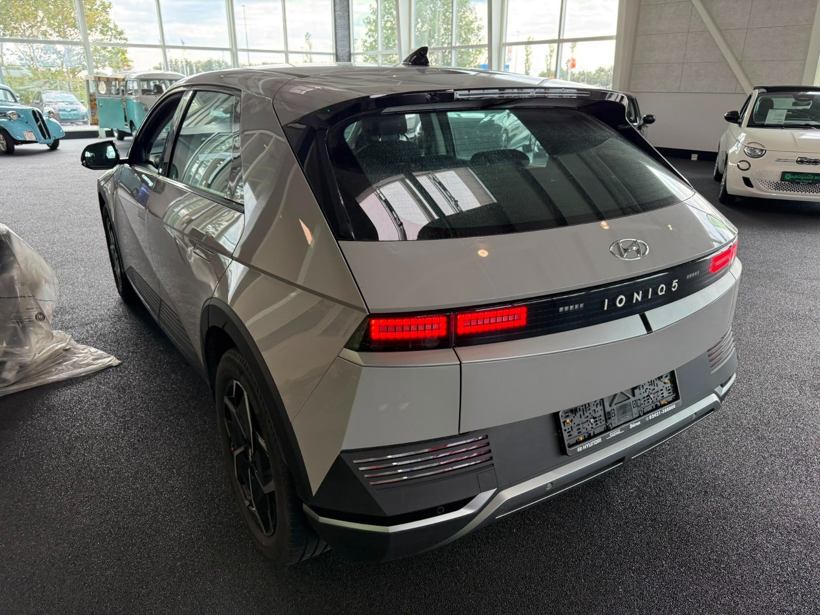 Grå Hyundai Ioniq 5 fra 2021