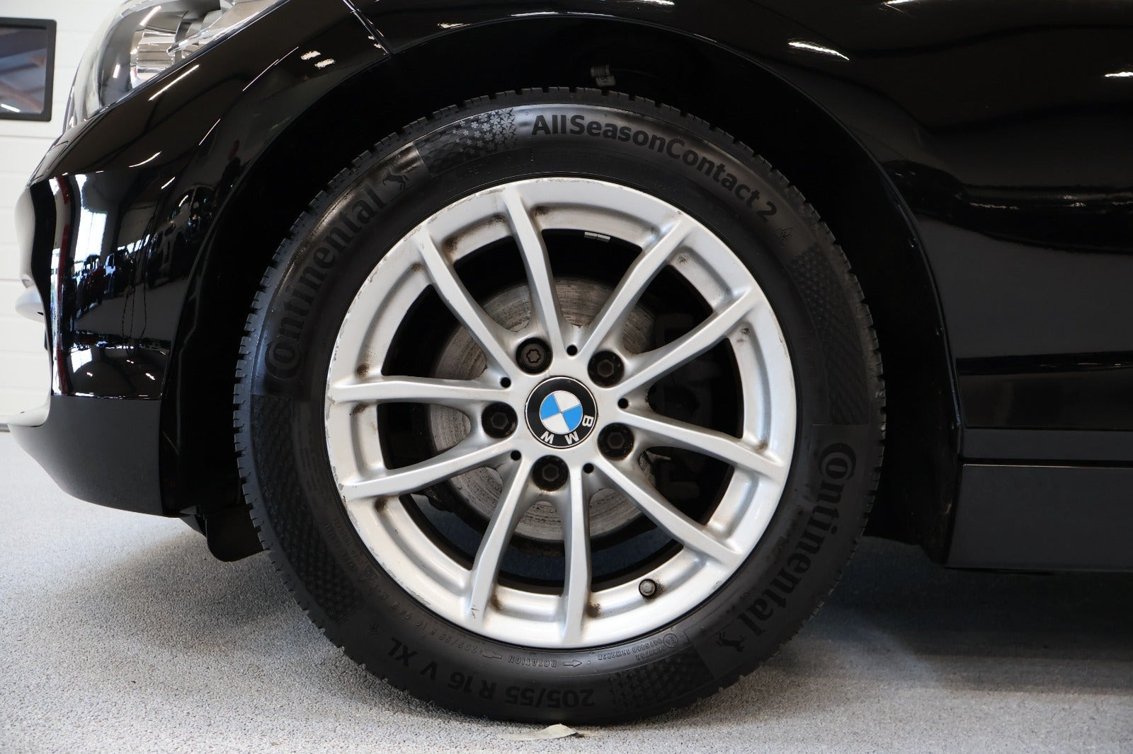 Sort BMW 118d fra 2018
