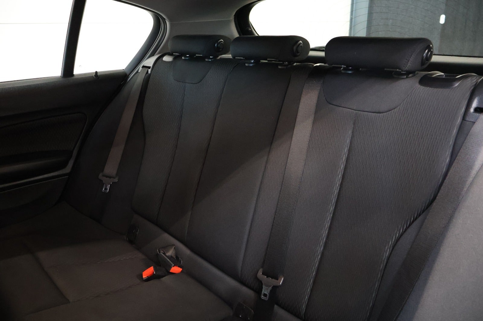 Sort BMW 118d fra 2018
