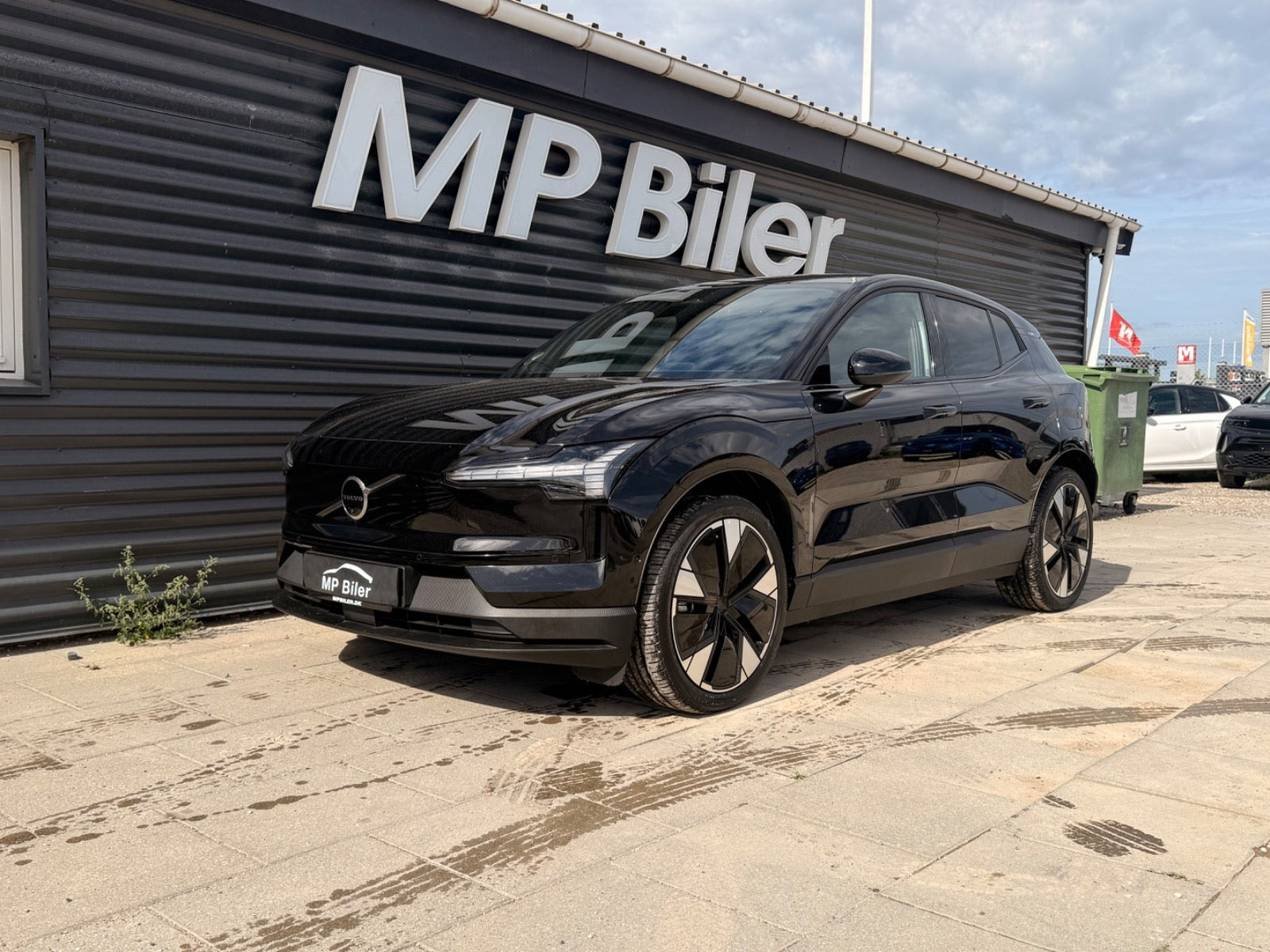 Sort Volvo EX30 fra 2025