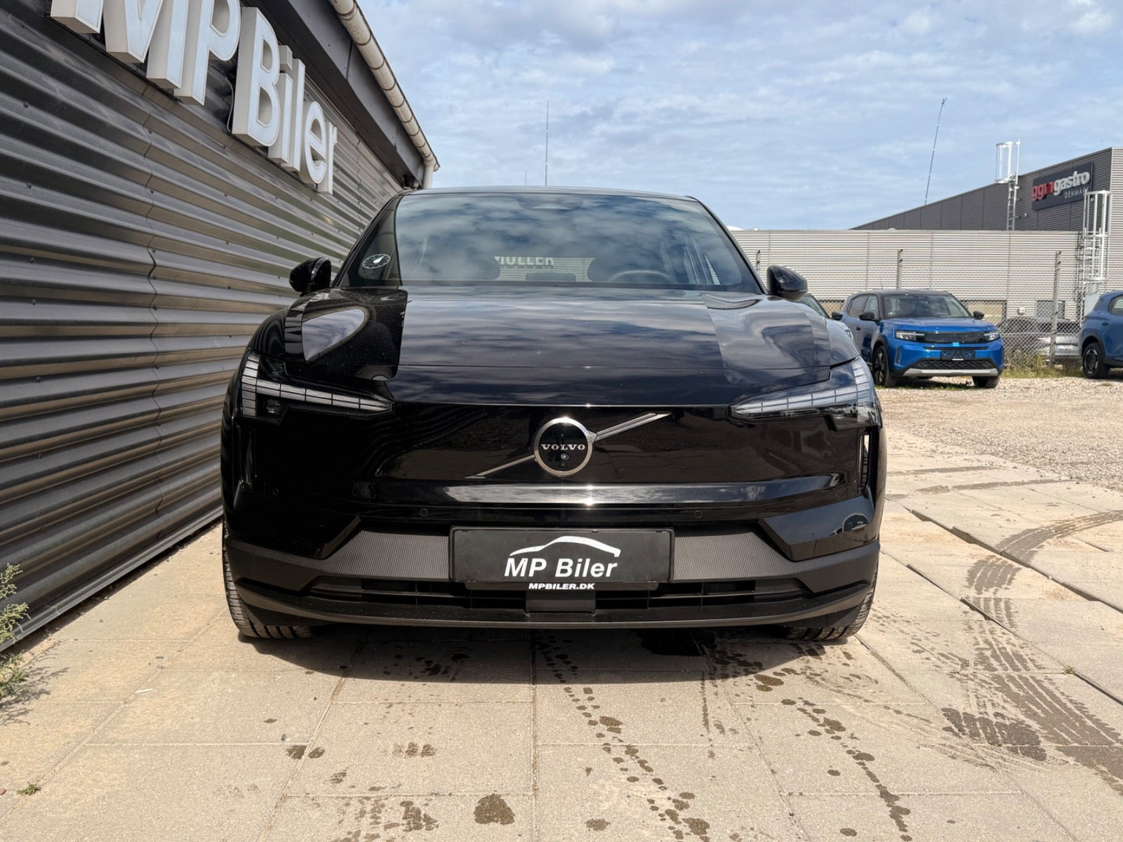 Sort Volvo EX30 fra 2025