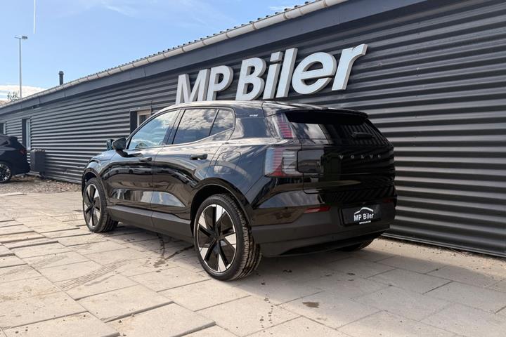Sort Volvo EX30 fra 2025