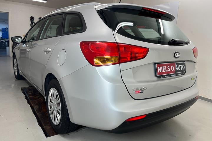 Sølv Kia Ceed fra 2013