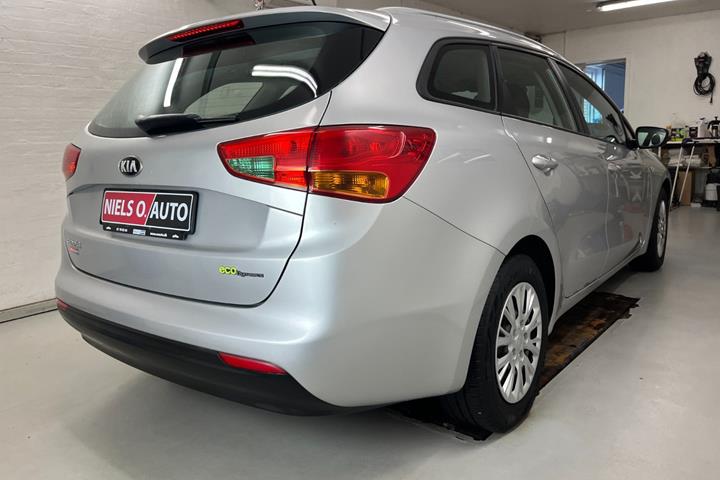 Sølv Kia Ceed fra 2013