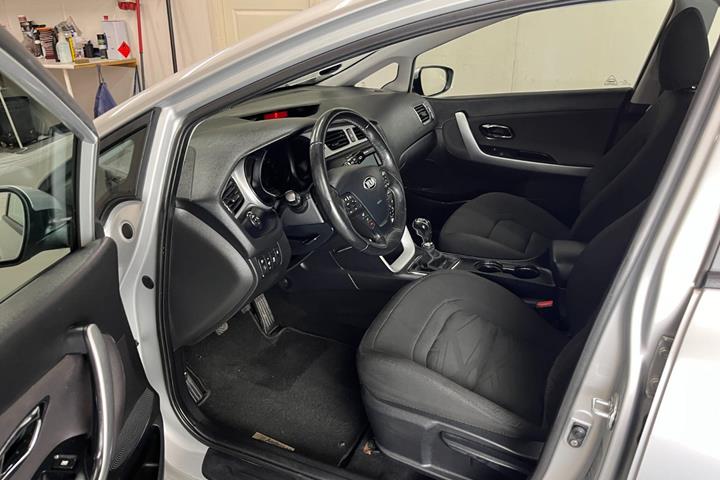 Sølv Kia Ceed fra 2013