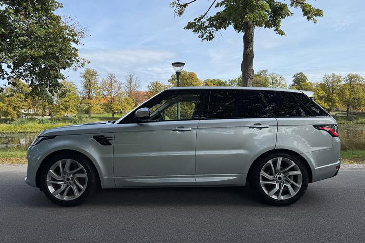 Sølv Land Rover Range Rover sport fra 2019