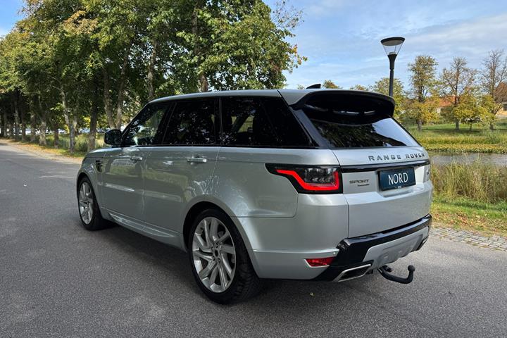 Sølv Land Rover Range Rover sport fra 2019