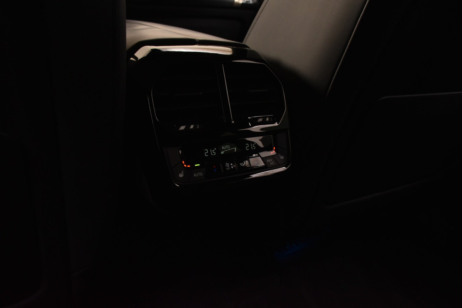 Sort BMW iX fra 2022