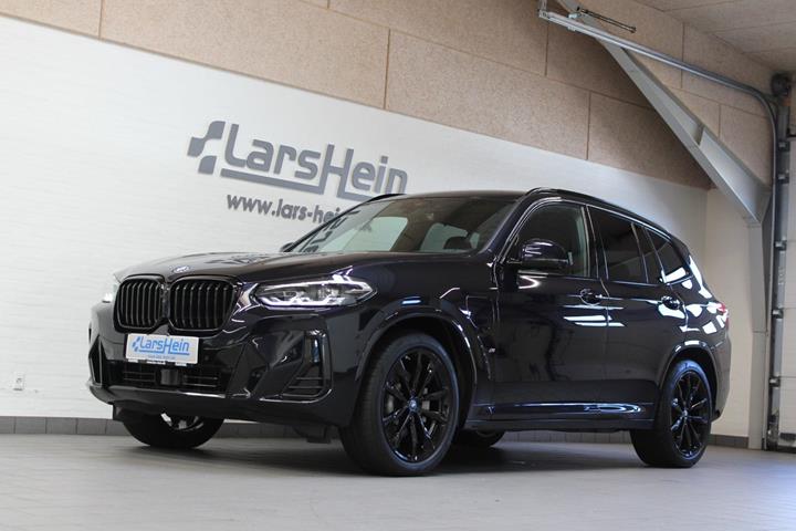 Sort BMW X3 fra 2023