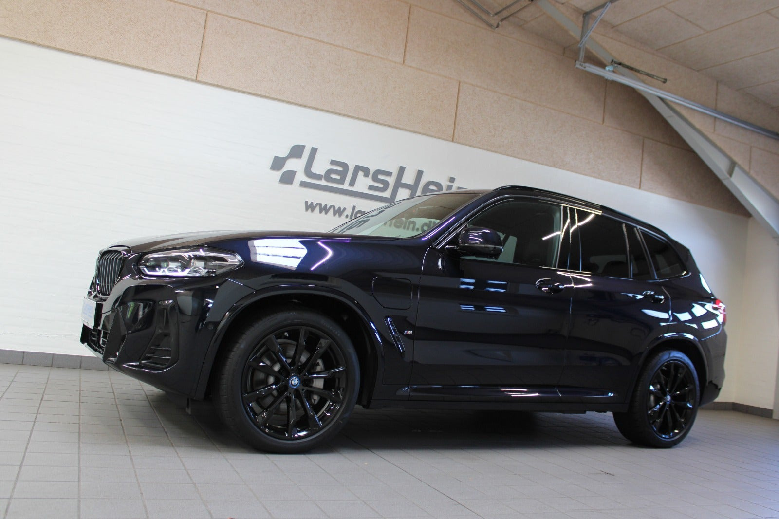 Sort BMW X3 fra 2023