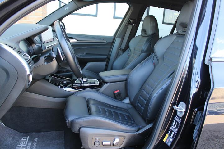Sort BMW X3 fra 2023