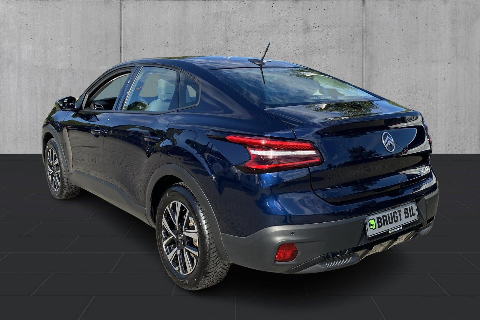 Blå Citroën ë-C4 X fra 2025