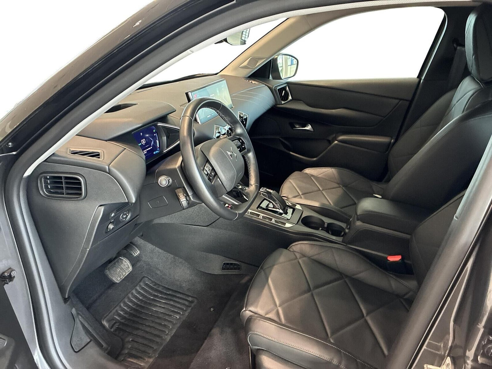 Grå DS DS 3 CrossBack fra 2021