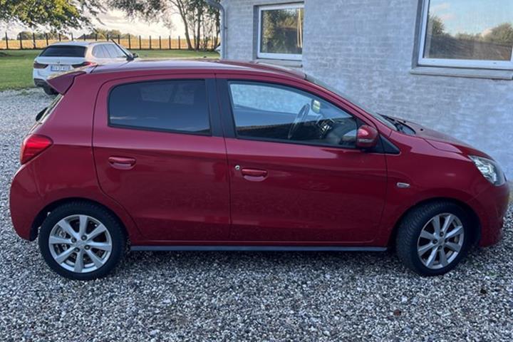 undefined Mitsubishi Space Star fra 2017