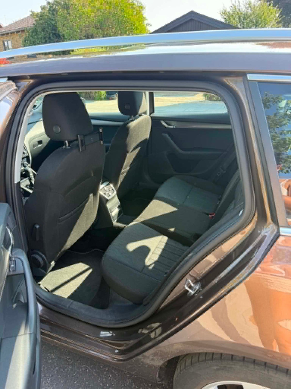 Brun Skoda Octavia fra 2020