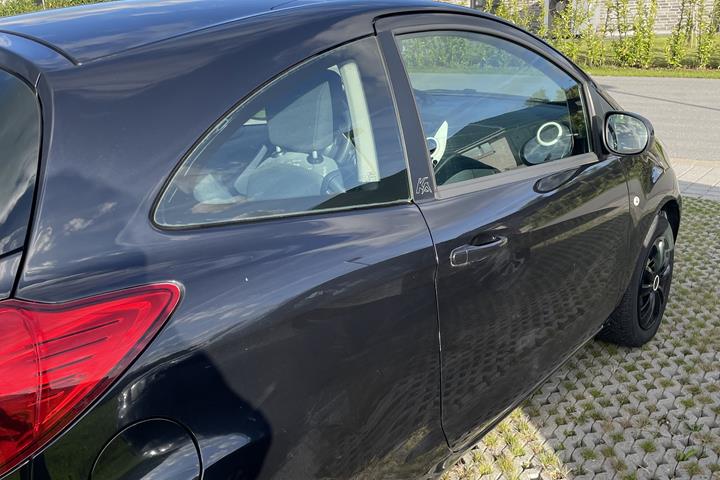 Sort Ford Ka fra 2013