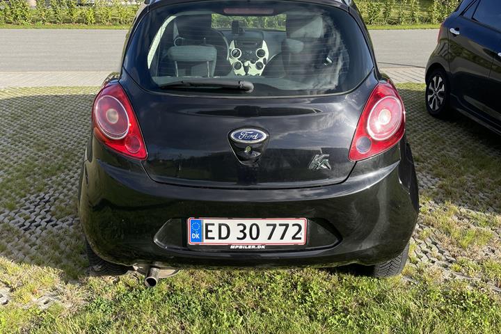 Sort Ford Ka fra 2013