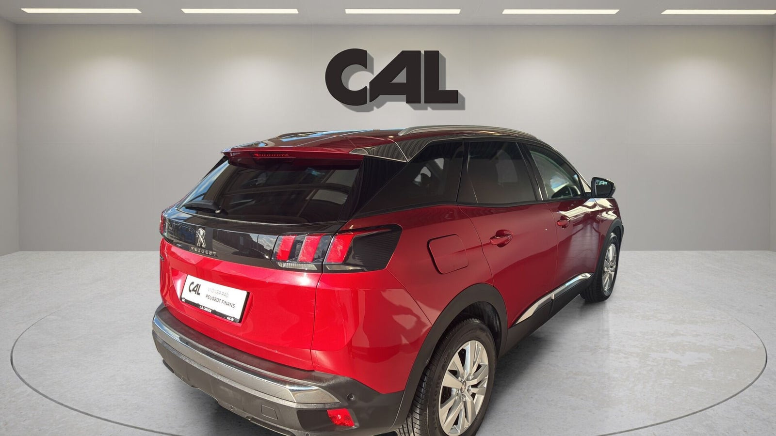 Rød Peugeot 3008 fra 2017