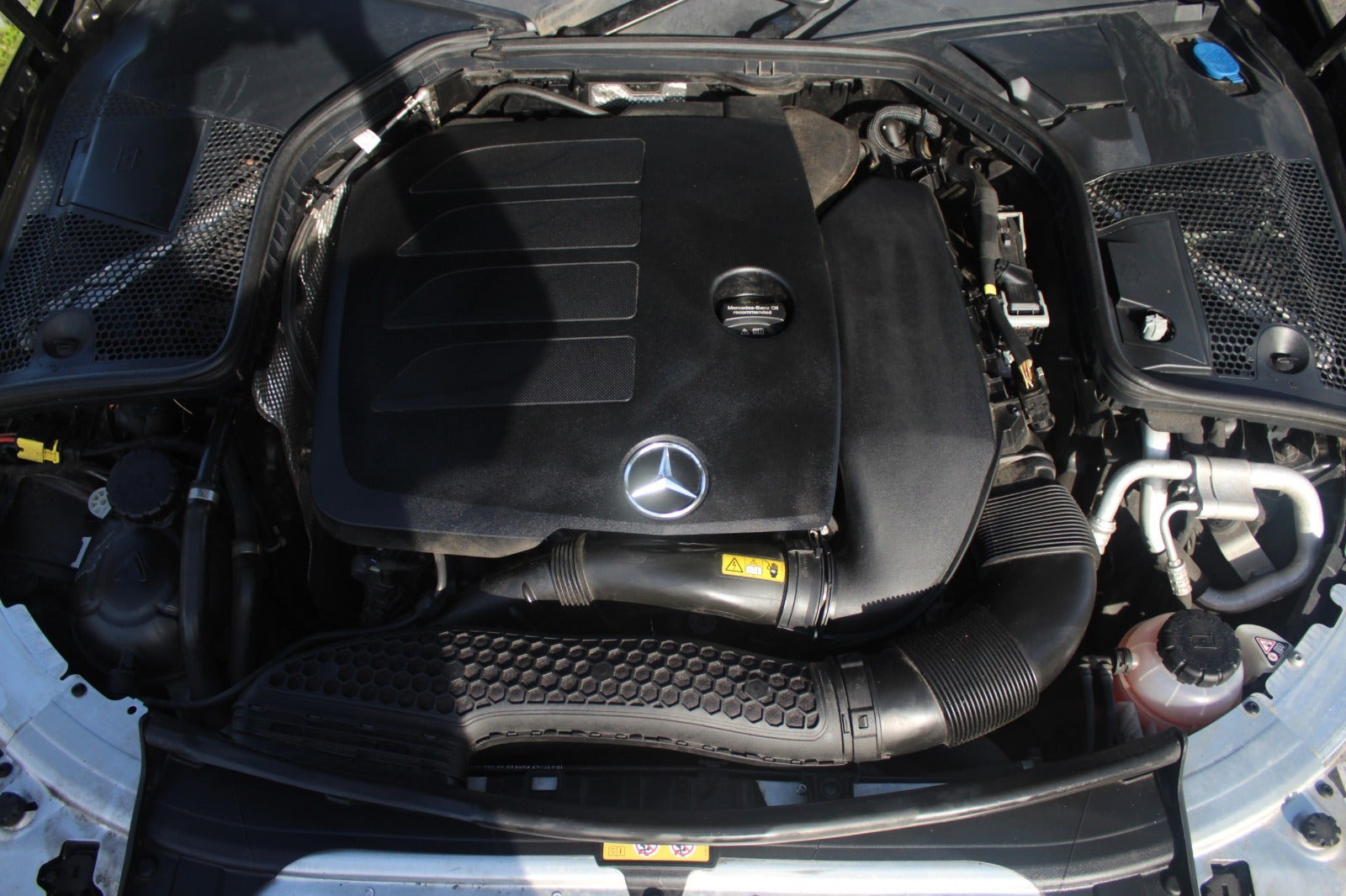 Sort Mercedes C200 fra 2018