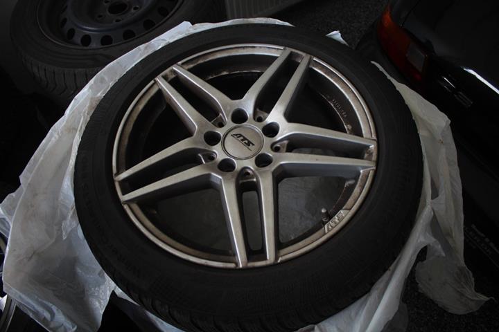 Sort Mercedes C200 fra 2018