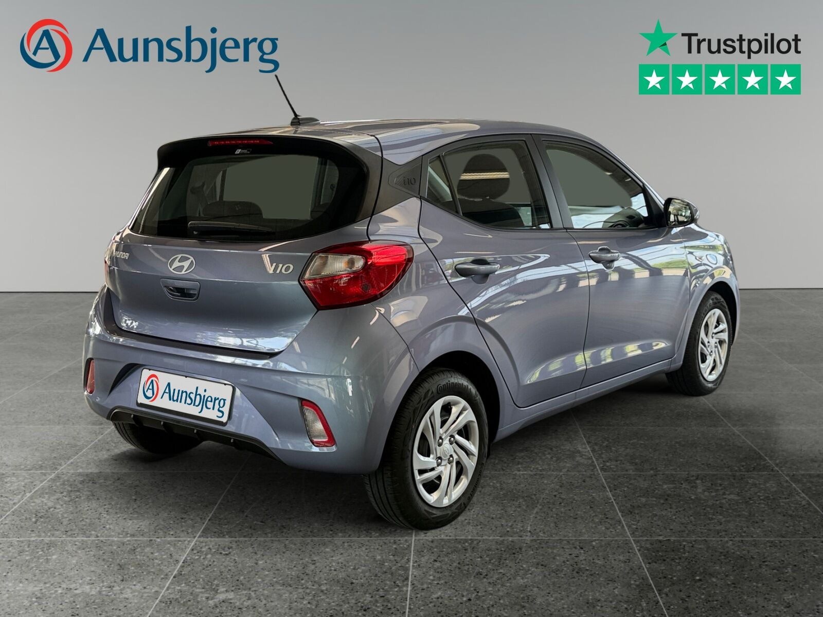 Blå Hyundai i10 fra 2024