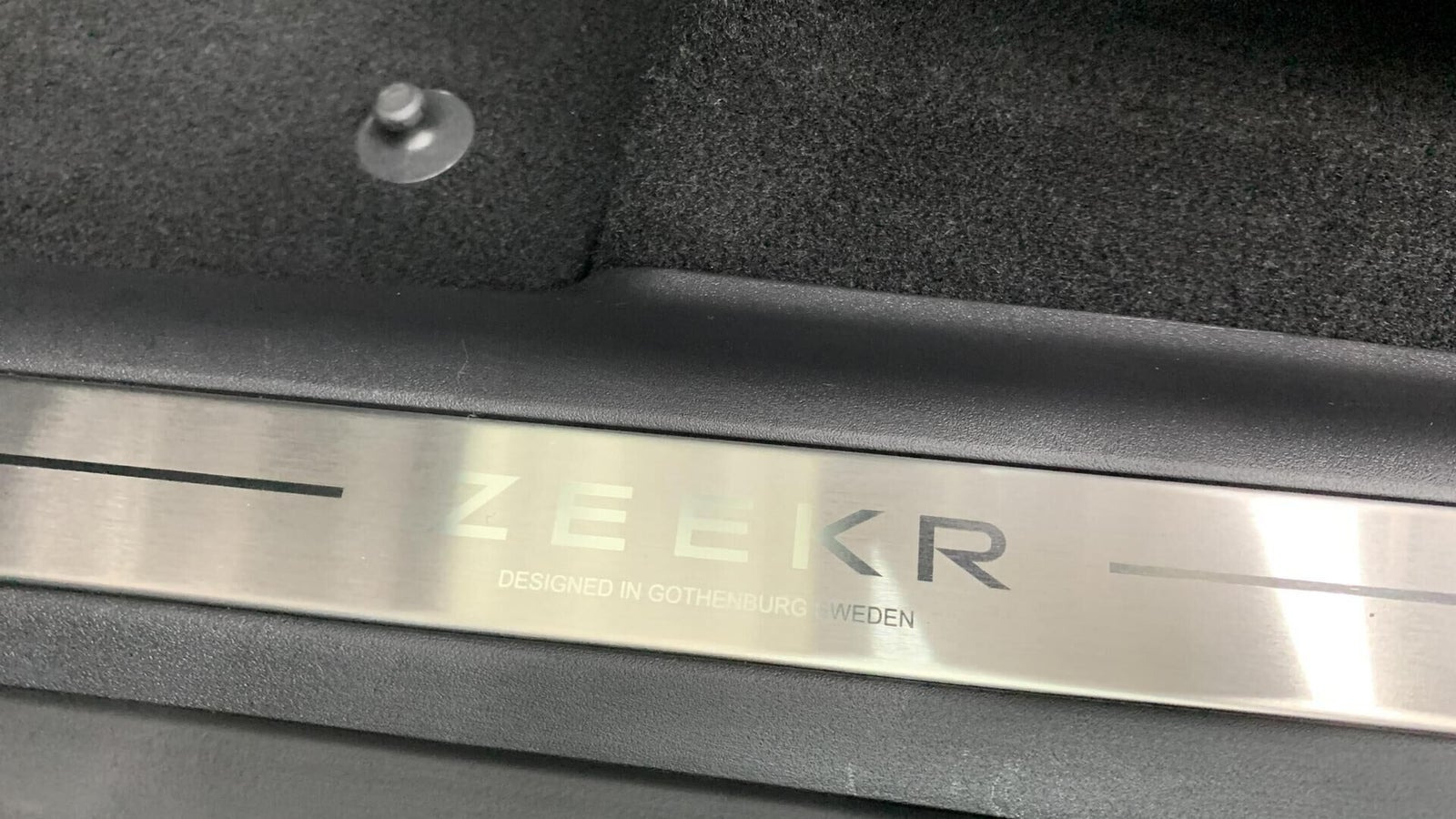 Grå Zeekr 7X fra 2026